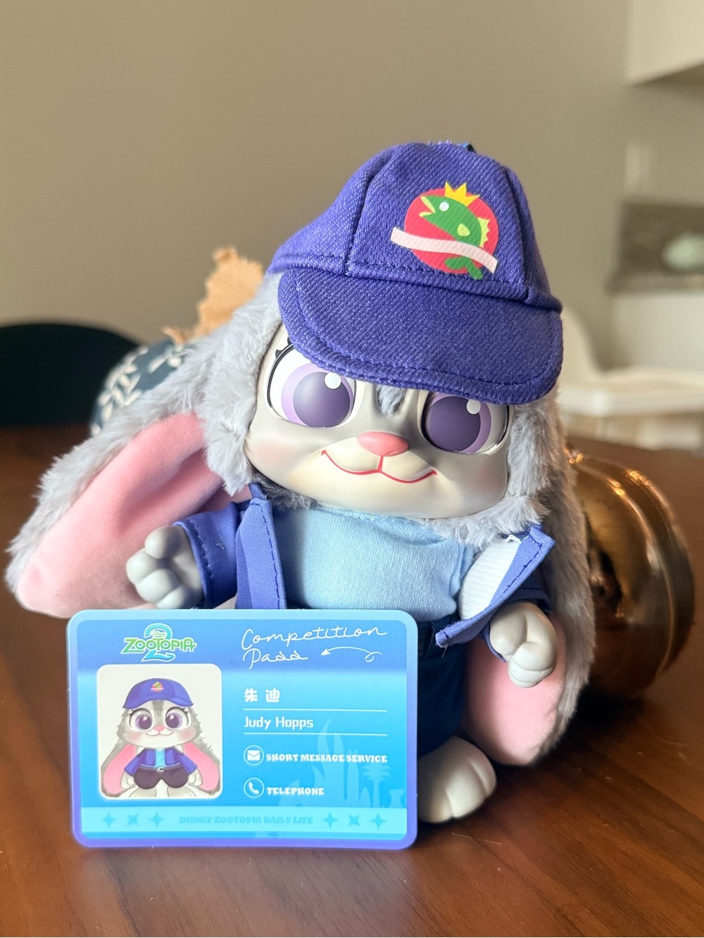 Miniso judy hopps zootopia V2 daily life vinyl